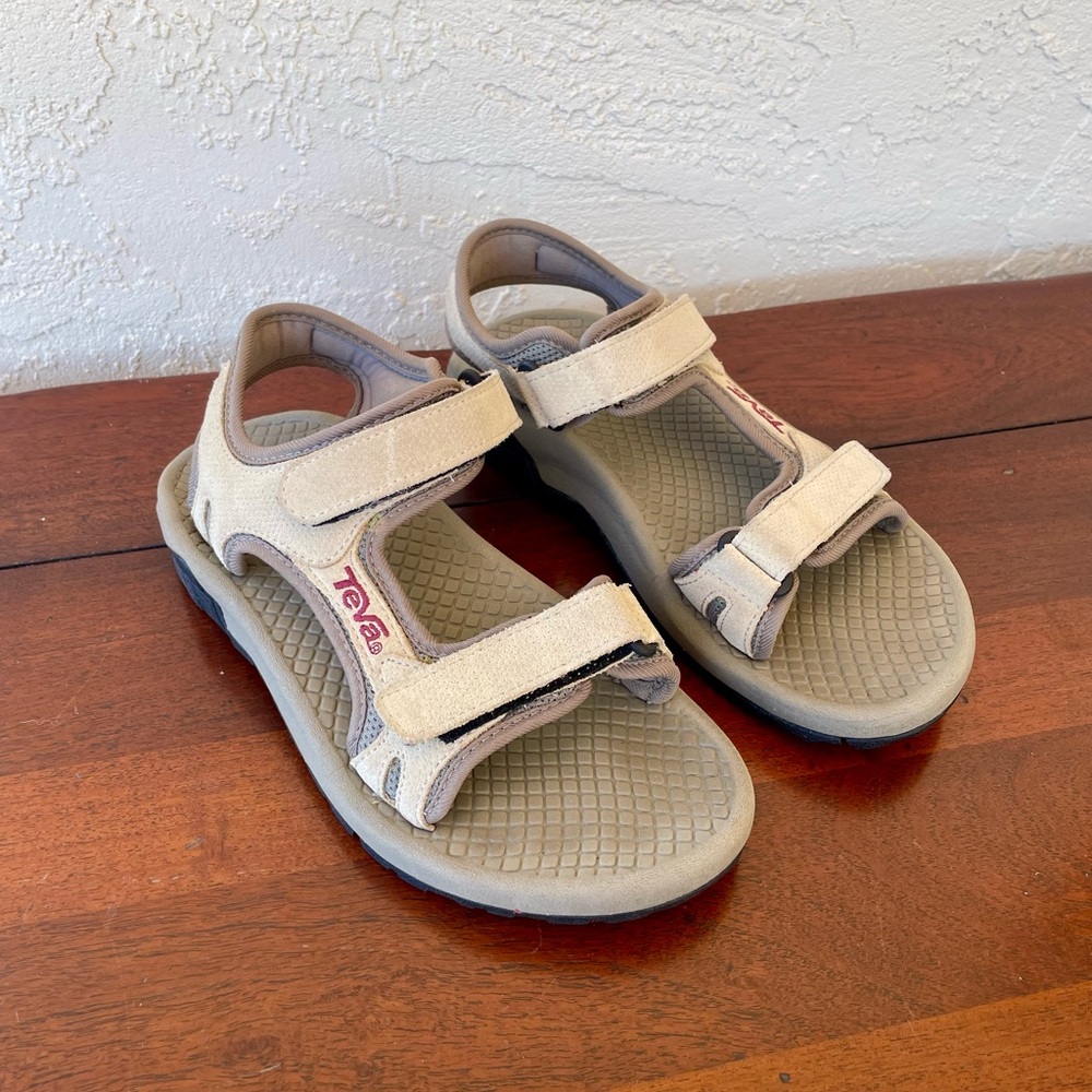 Teva Women’s Beige Open-Toe Sport Sandals